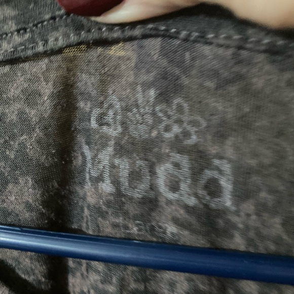 Mudd girls size L lightweight abstract print t-shirt in shades of purple - Picture 2 of 4